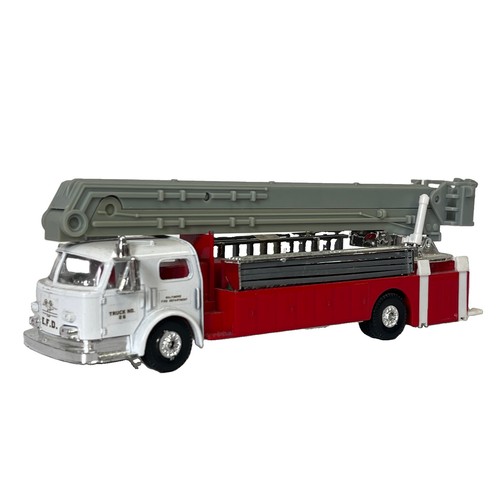 Unboxed playart american - unboxed,