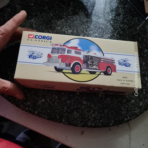 Corgi mack cf - 1:50,